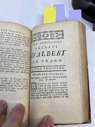 LES ADMIRABLES SECRETS D'ALBERT LE GRAND: Contenant plusieurs traites sur la conception des femmes, des vertus des herbes, des pierres précieuses & des animaux