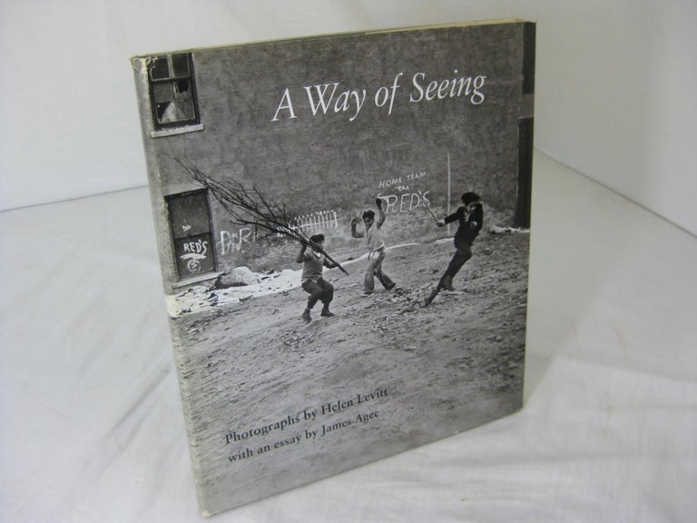 Item #6153 A Way Of Seeing. James Agee, Helen Levit.